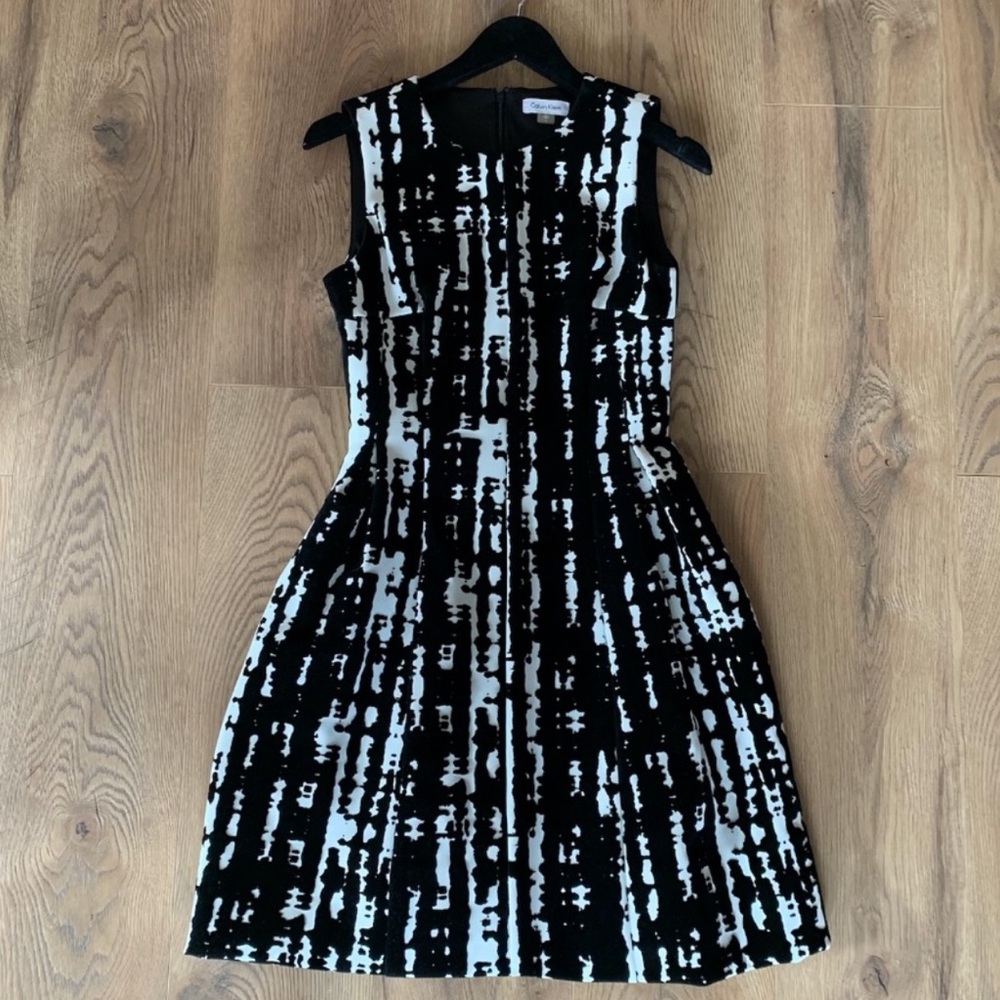 COPY - COPY - Calvin Klein - Abstract Pattern Dress (velvet burnout) Size 22